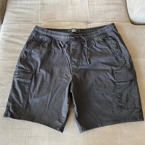 GUC - Hollister Cargo Jogger Shorts